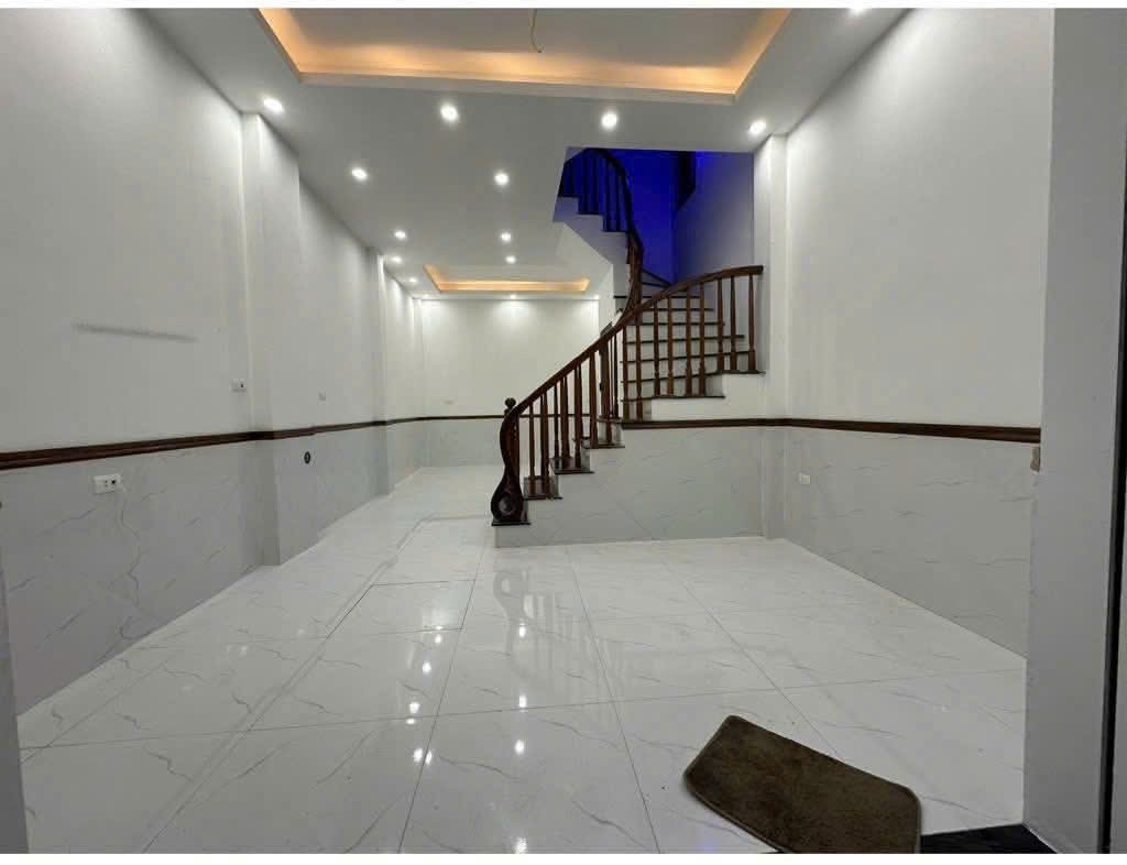 35m2x 4 TẦNG, ĐƠN LẬP, NỞ HẬU, HÀNG XÓM CC WISTERIA, VÀI BƯỚC RA ĐH CÔNG NGHIỆP, NGÃ TƯ NHỔN 3