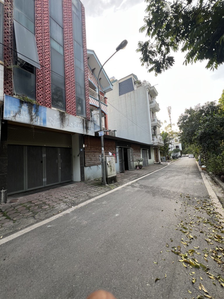 THẠCH BÀN,LONG BIÊN 14tỷ 70m,VỈA HÈ,GARA KINH DOANH,Ô TÔ,CHO THUÊ PHÙ HỢP 2