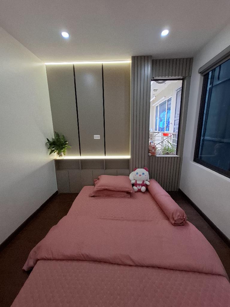 B.á.n N.h.à Phố Nguyễn Phong Sắc - Ô TÔ TRÁNH 5m - CỰC GẦN MẶT PHỐ. NHÀ ĐẸP LUNG LINH -GIÁ 4,6 TỶ 2