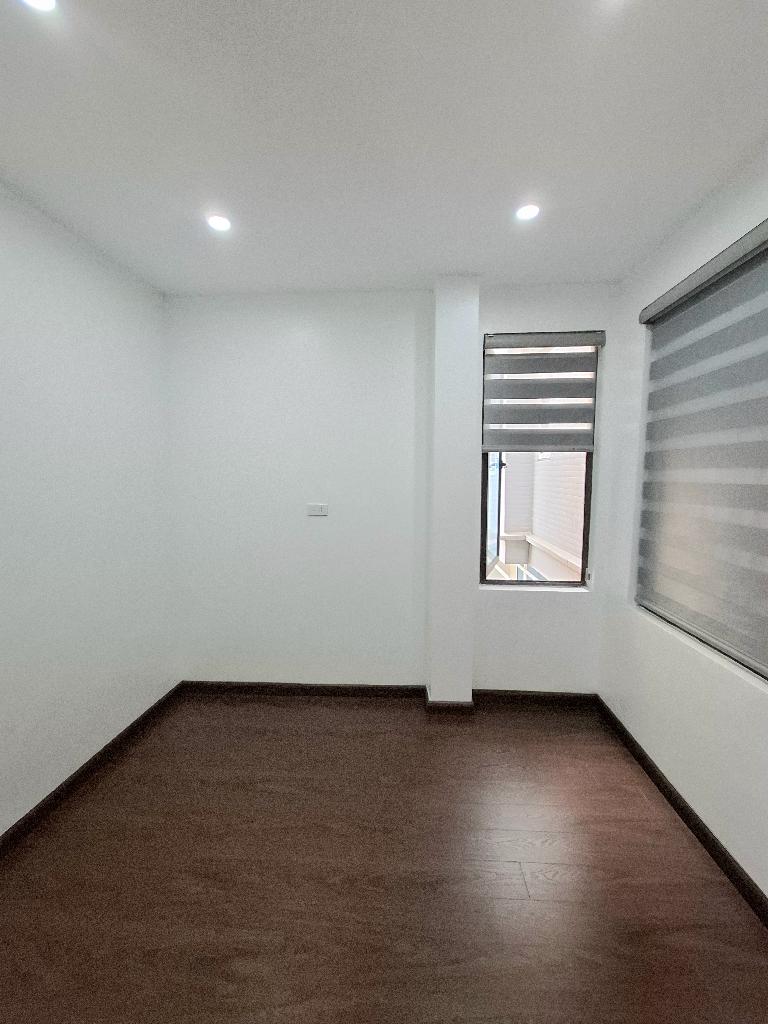 B.á.n N.h.à Phố Nguyễn Phong Sắc - Ô TÔ TRÁNH 5m - CỰC GẦN MẶT PHỐ. NHÀ ĐẸP LUNG LINH -GIÁ 4,6 TỶ