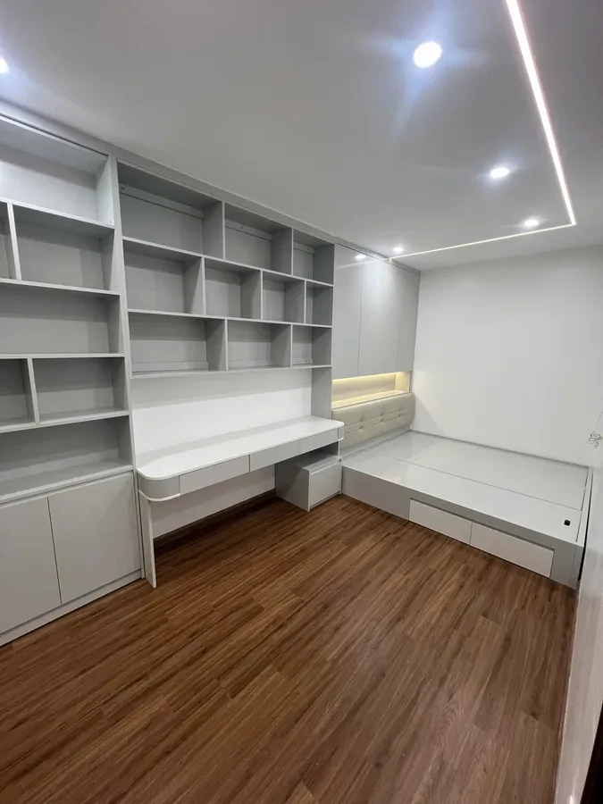 BÁN NHÀ RIÊNG MỚI NGÕ THÔNG Ô TÔ QUA Nguyễn Văn Cừ 4 tầng, 38m2 X7.3 Tỷ Long Biên. 3