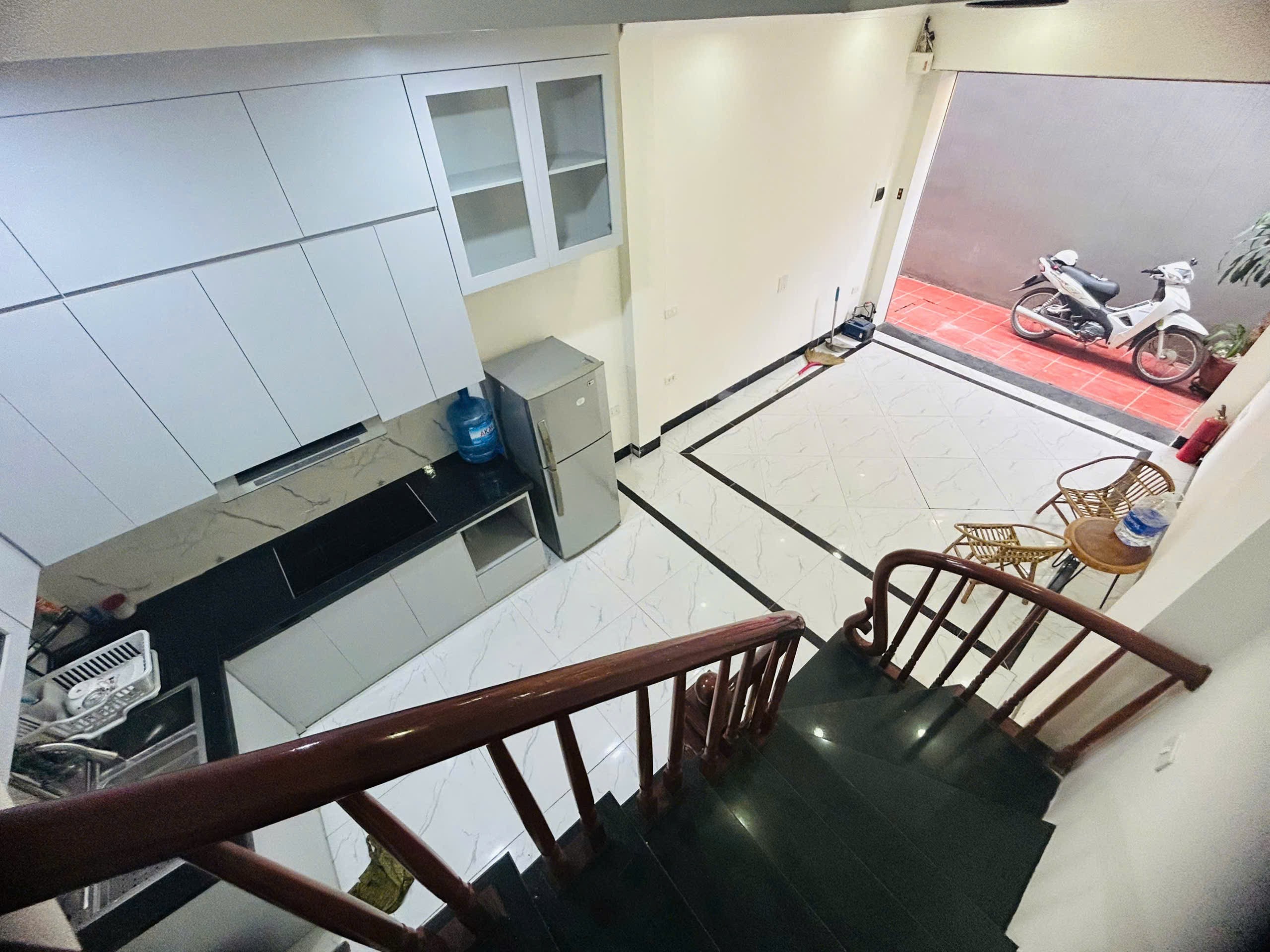 Bán nhà riêng Kim Chung Hoài Đức. Nhà 5 tầng full nội thất. 180m đến chợ Lai Xá Quốc Lộ 32 3