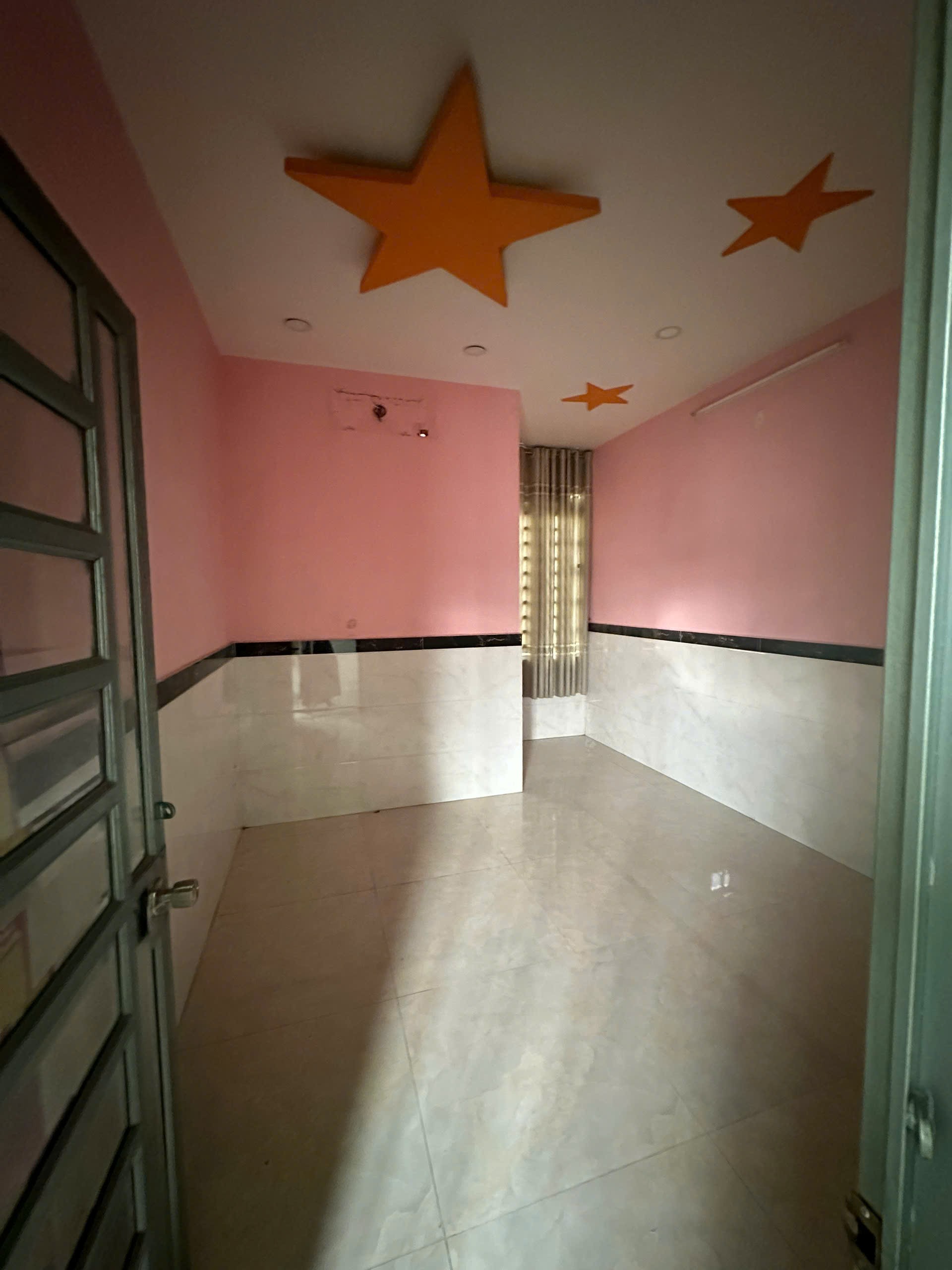 Cho thuê Nhà mặt tiền đường Hiệp Bình, Phường Hiệp Bình Chánh, Diện tích 110m², Giá 11 Triệu/tháng 2