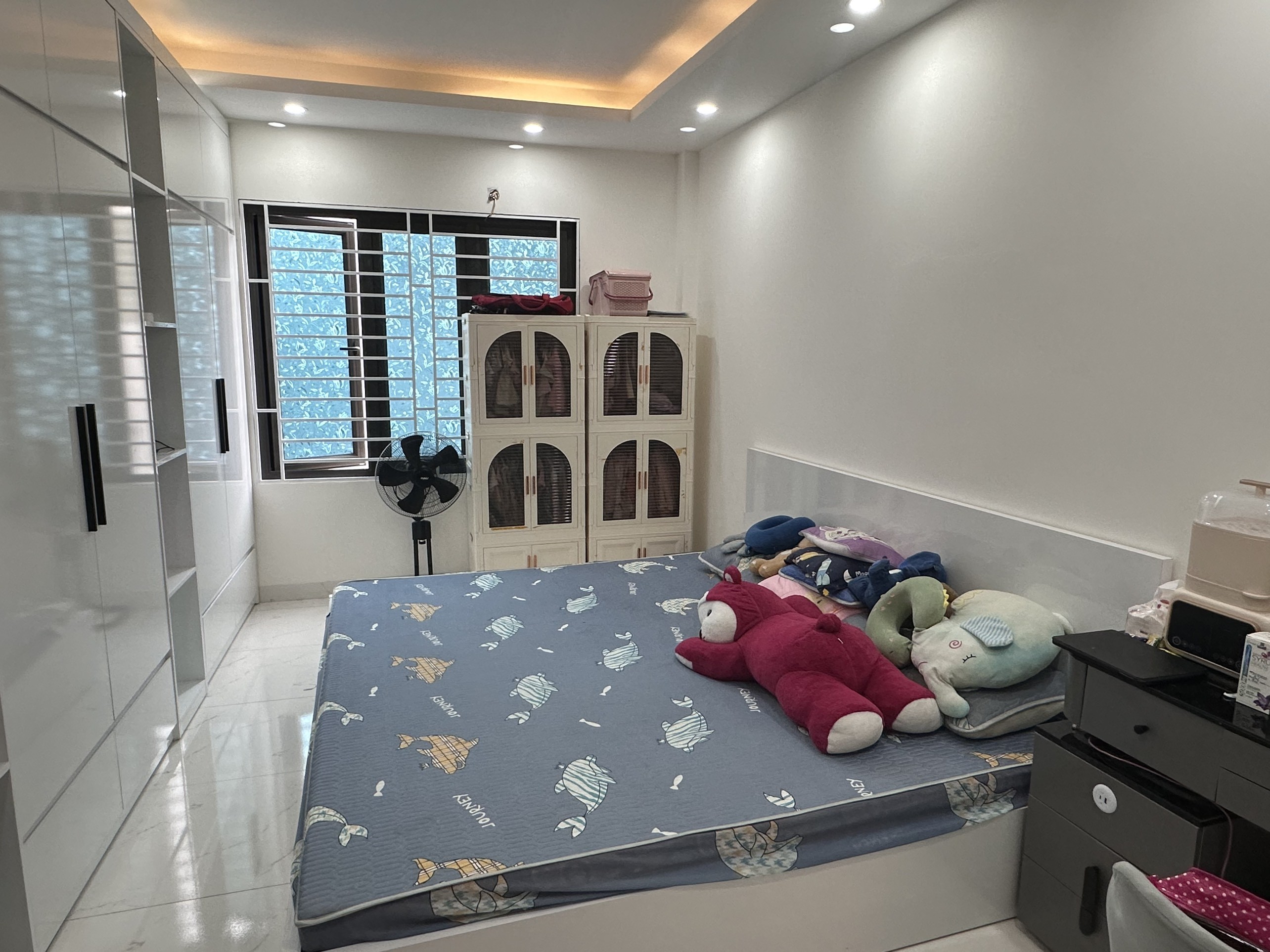 Bán nhà sau chợ Lai Xá, Hoài Đức. Sổ đỏ 30m2 nhà 5 tầng full nội thất. 180m đến Quốc Lộ 32 3