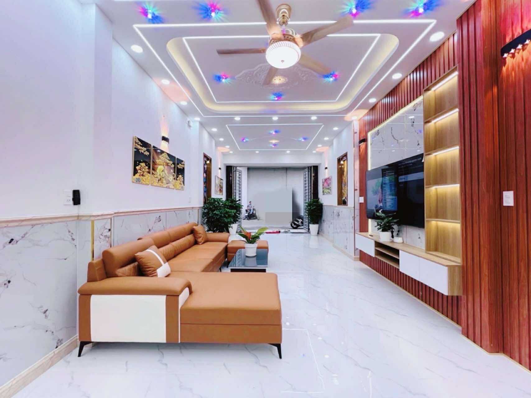 Nhà mới full nt đường 8m- 70m2-3tang Bùi Văn Ngữ Q12 ,sát Ngã 3 Đông Quang - 6 tỷ nhỉnh 0932030061 4