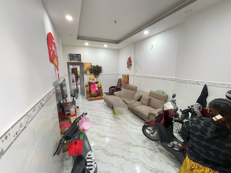 TRUNG TÂM Q.7 – NHÀ 85M² – HẺM 3M – CÁCH OTO TRÁNH 30M – NGAY CHỢ BÙI VĂN BA – GIÁ CHỈ 6.5 TỶ 2