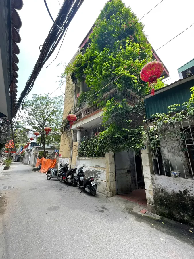 Bán đất Tứ Hiệp, 45m2, mặt tiền 5m, giá 6.4 tỷ, ngõ thông ô tô, kinh doanh 2