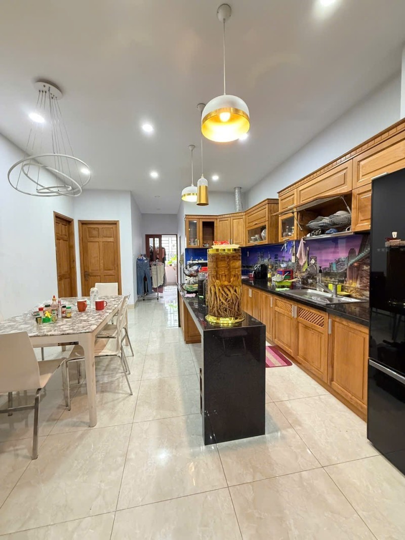 Bán nhà hẻm 6m Phan Sào Nam-ngang 7.8m-nhà mới-nội thất đẹp-kinh doanh tốt 2