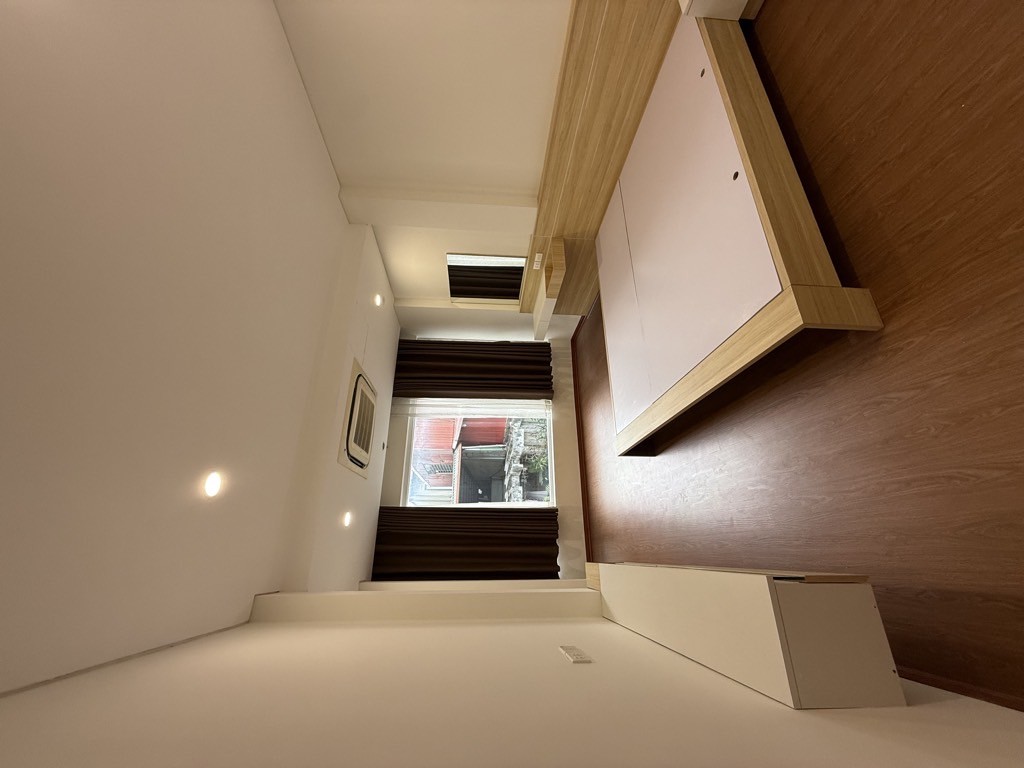 Bán nhà Láng Hạ, Ba Đình, ngõ thông ô tô tránh, 65m2, 5 tầng, chỉ 24 tỷ 2