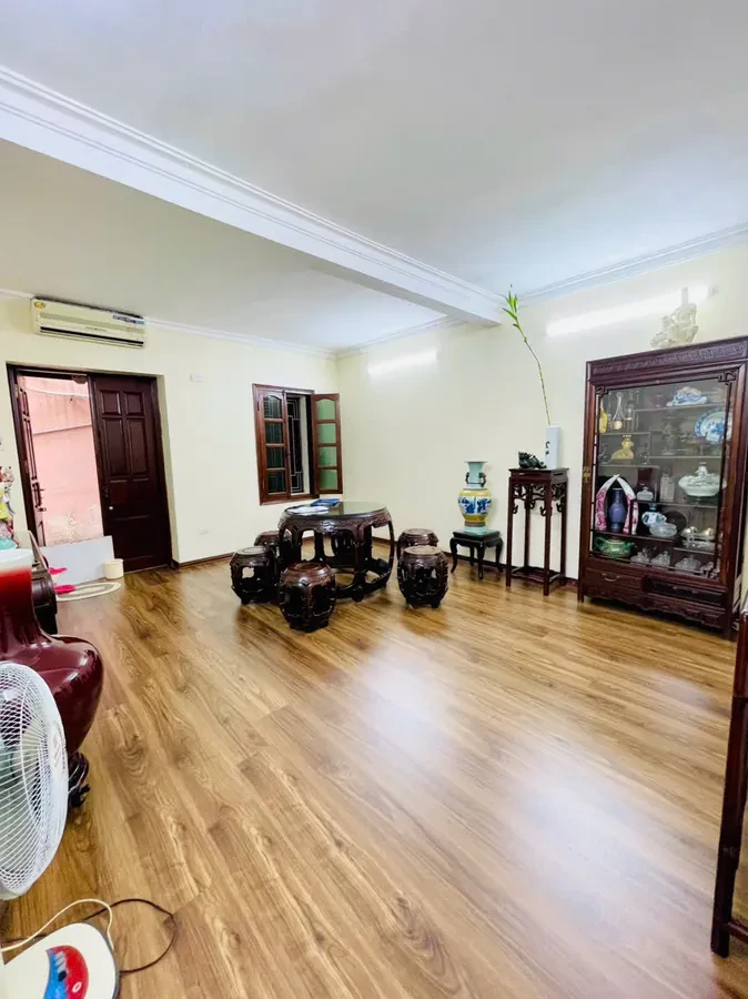 HỘ KHẨU PHỐ CỔ-NHÀ MẶT NGÕ-CÁCH 3M RA PHỐ HÀNG CHUỐI-52M 6xTỶ-TIỆN ÍCH MIỄN BÀN