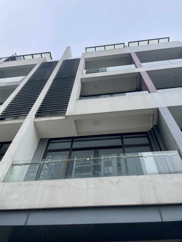 ĐỨC GIANG,LONG BIÊN 23tỷ 80m LIỀN KỀ THANG MÁY,VỈA HÈ Ô TÔ KINH DOANH CHO THUÊ ĐỈNH 3
