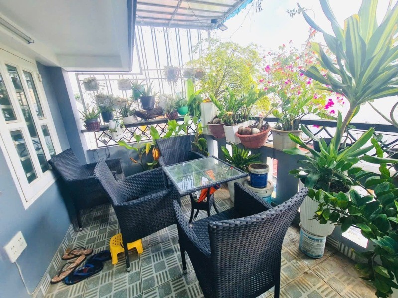Phú Nhuận - Huỳnh Văn Bánh, Nguyễn Văn Trỗi - Gần mặt tiền - 4 tầng - 7 tỷ 5
