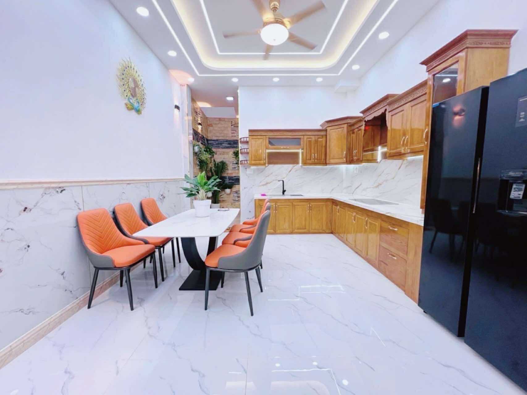 Nhà mới full nt đường 8m- 70m2-3tang Bùi Văn Ngữ Q12 ,sát Ngã 3 Đông Quang - 6 tỷ nhỉnh 0932030061 5