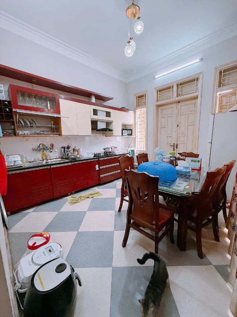 136m2 NHÀ DÂN XÂY, KIM HOÀNG - SÂN CHƠI, BÃI ĐỖ XE GẦN NHÀ, nhỉnh 14 tỷ. 3