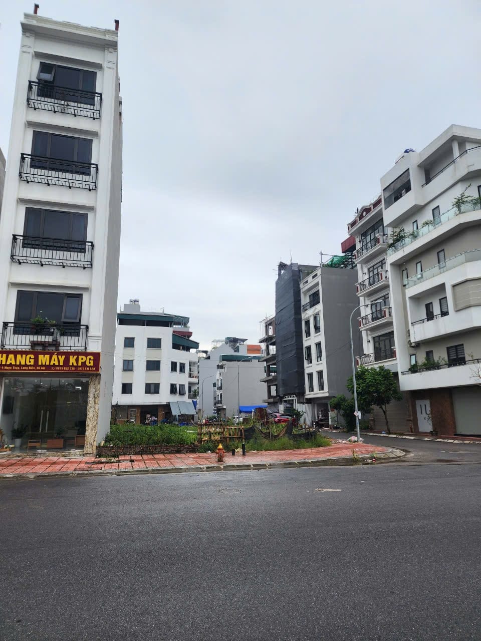 Bán đất Mặt Hồ Mặt Công viên Ngọc Thụy 70m2 An sinh đẳng cấp 3