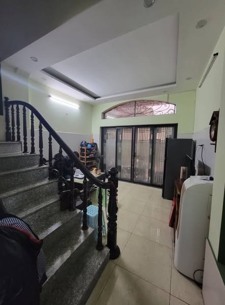 Phố Hàng Chuối 90M2 MT 10M 4 Tầng Ô TÔ Vào Nhà 1 Nhà Ra Phố 23 Tỷ SDCC 6