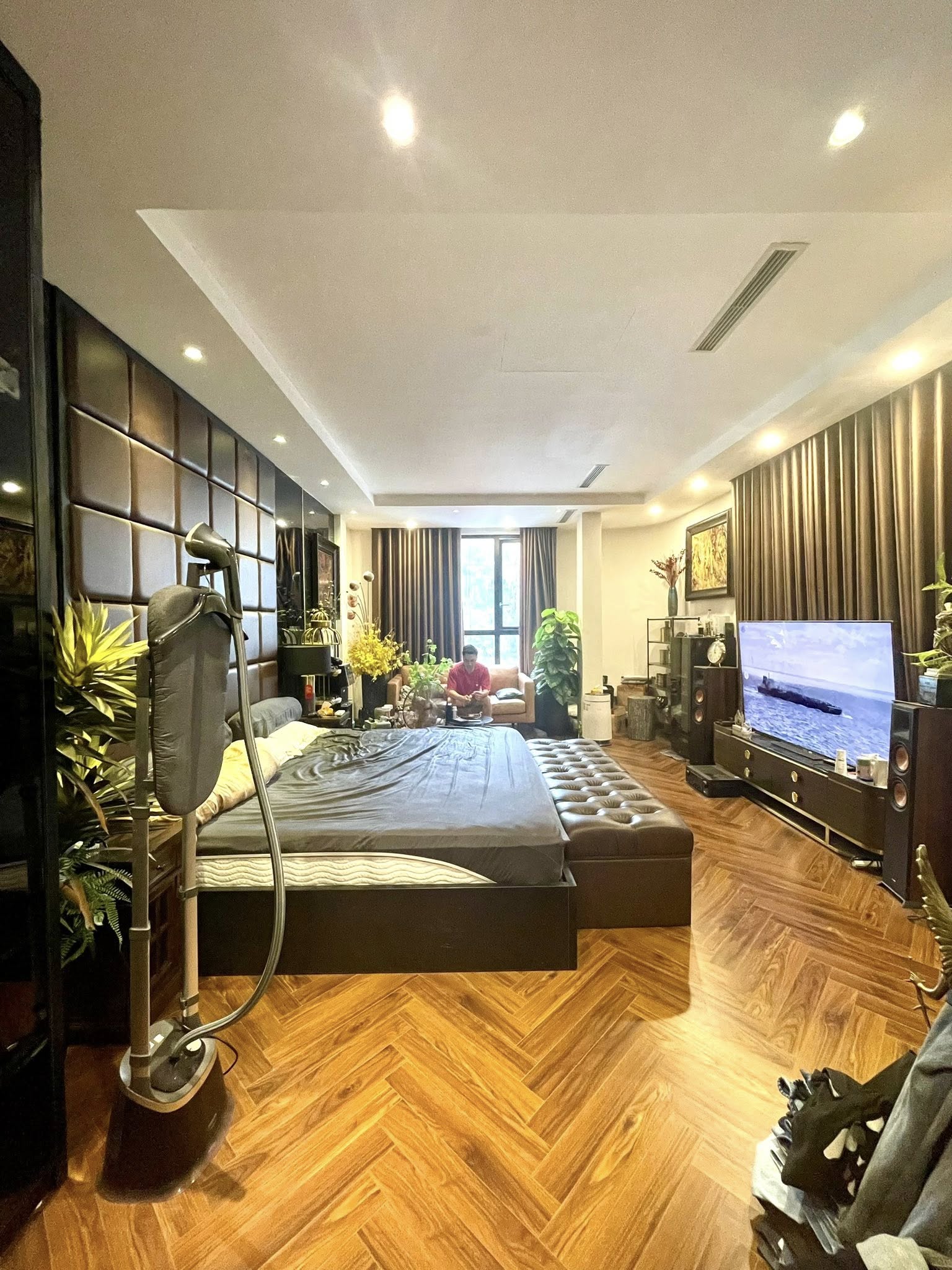 Nhà Đẹp Như Tranh Lý Nam Đế - Lô Góc 3 Mặt -7 Tầng Thang Máy 38 Tỷ Nội Thất Nhập Khẩu 2