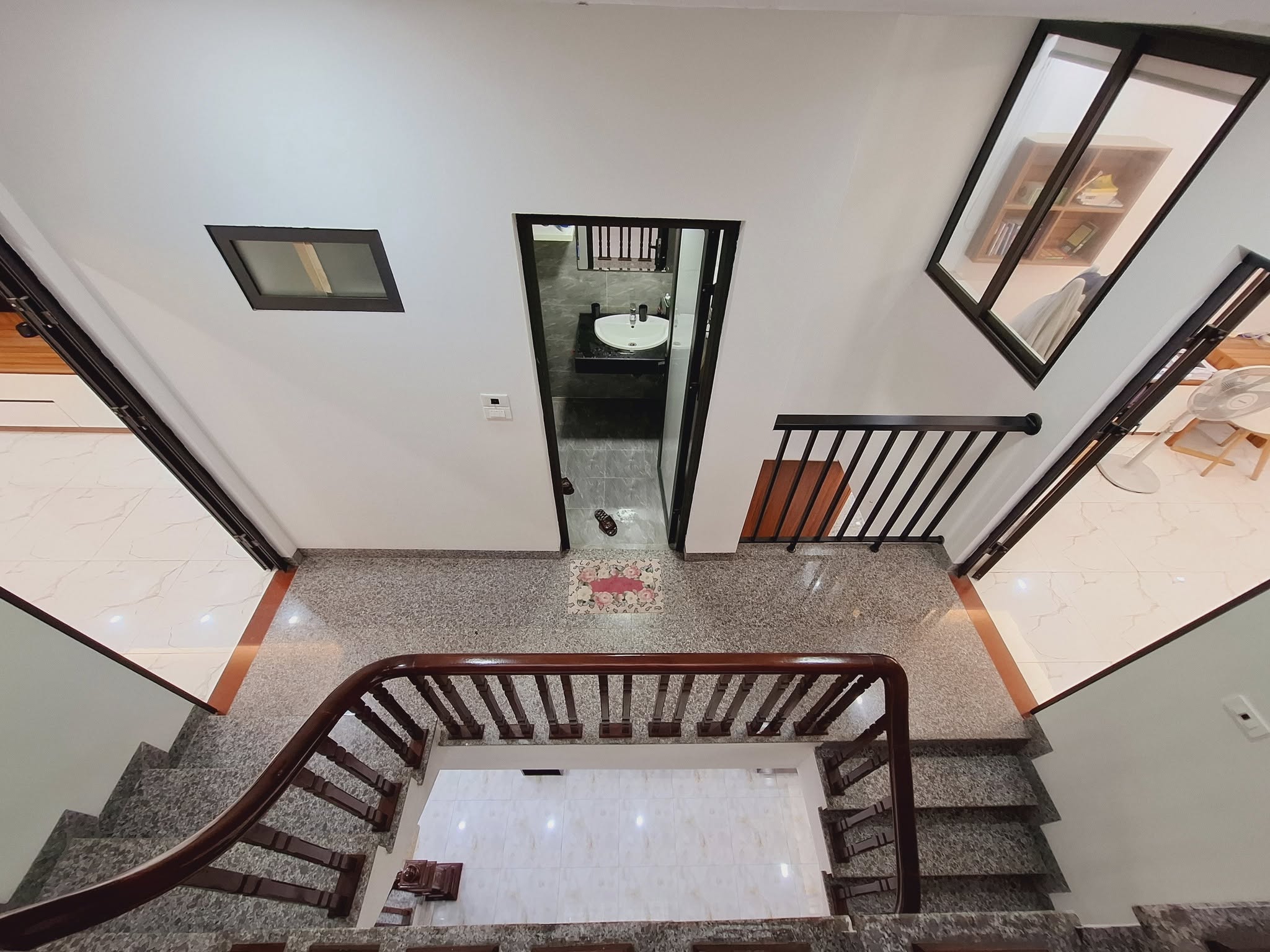 CẦN BÁN NHÀ THANH XUÂN, DT55M2 GẦN OTO MẶT TIỀN RỘNG NHÀ MỚI ĐẸP Ở NGAY NHỈNH 11 TỶ 4
