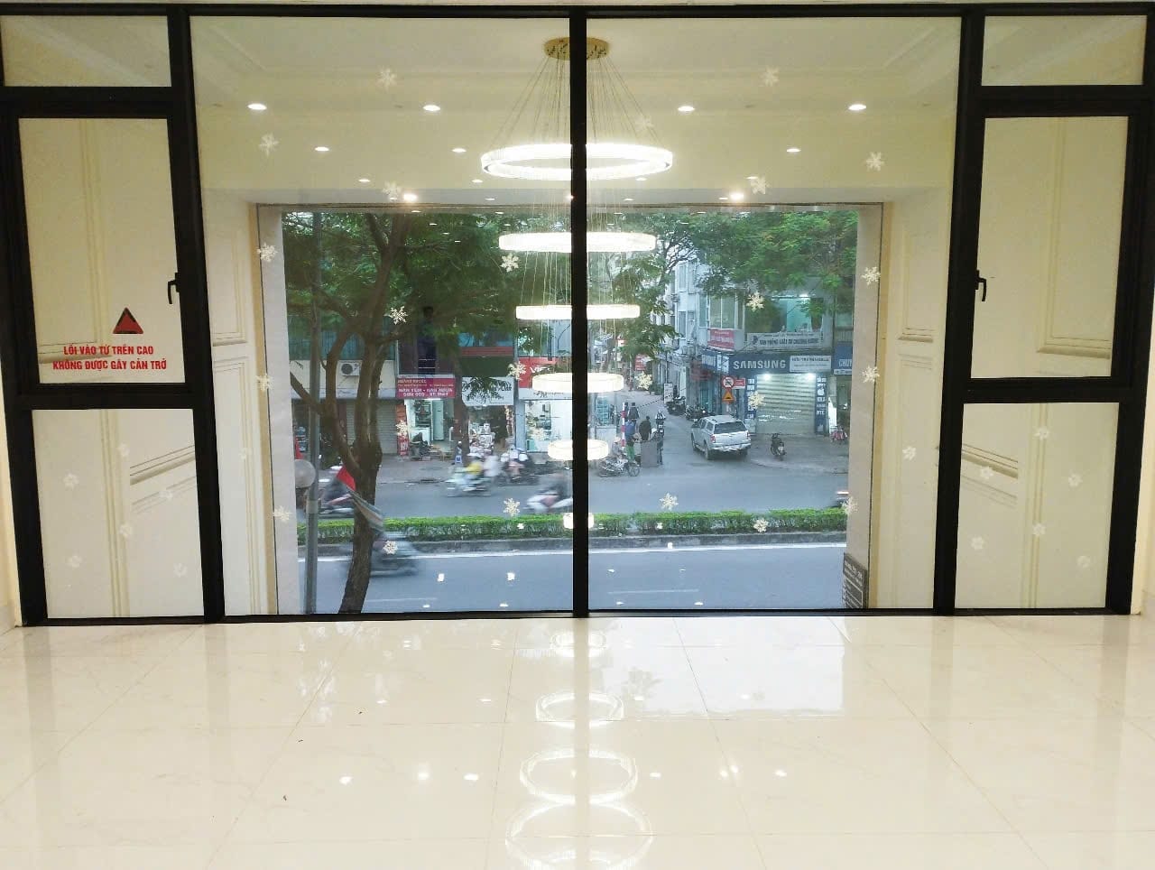 Mặt Phố Lạc Long Quân Mặt Tiền 9.5M 8 Tầng Thang Máy Có Hầm 80 Tỷ 4