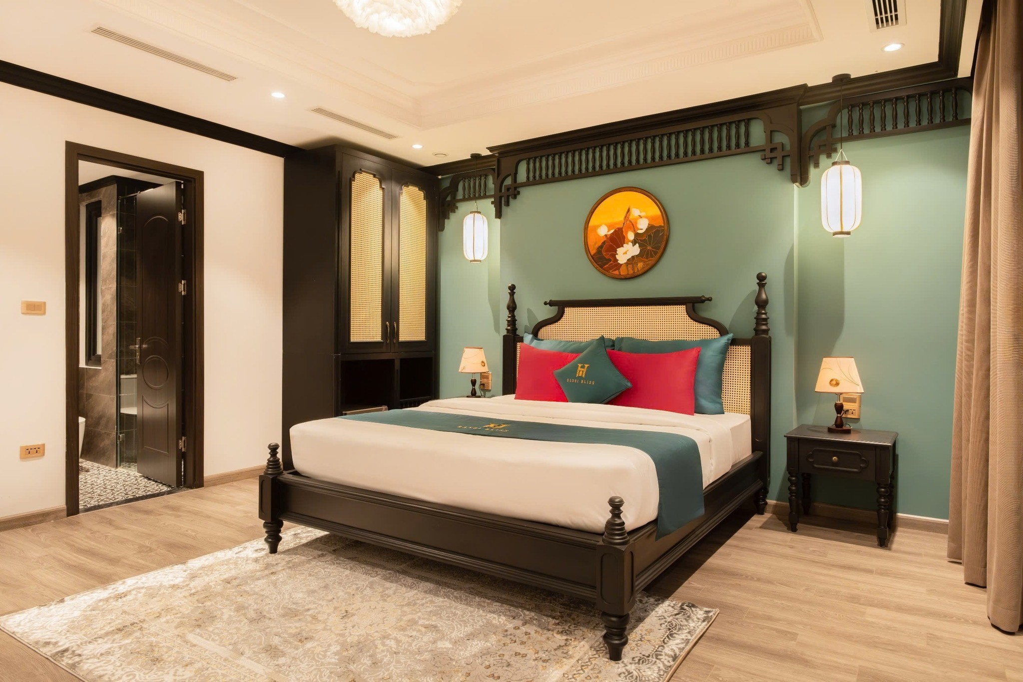 Hotel&Spa 20 Phòng Mặt Phố Cổ 115M2 68 Tỷ  9 Tầng Thang Máy 2