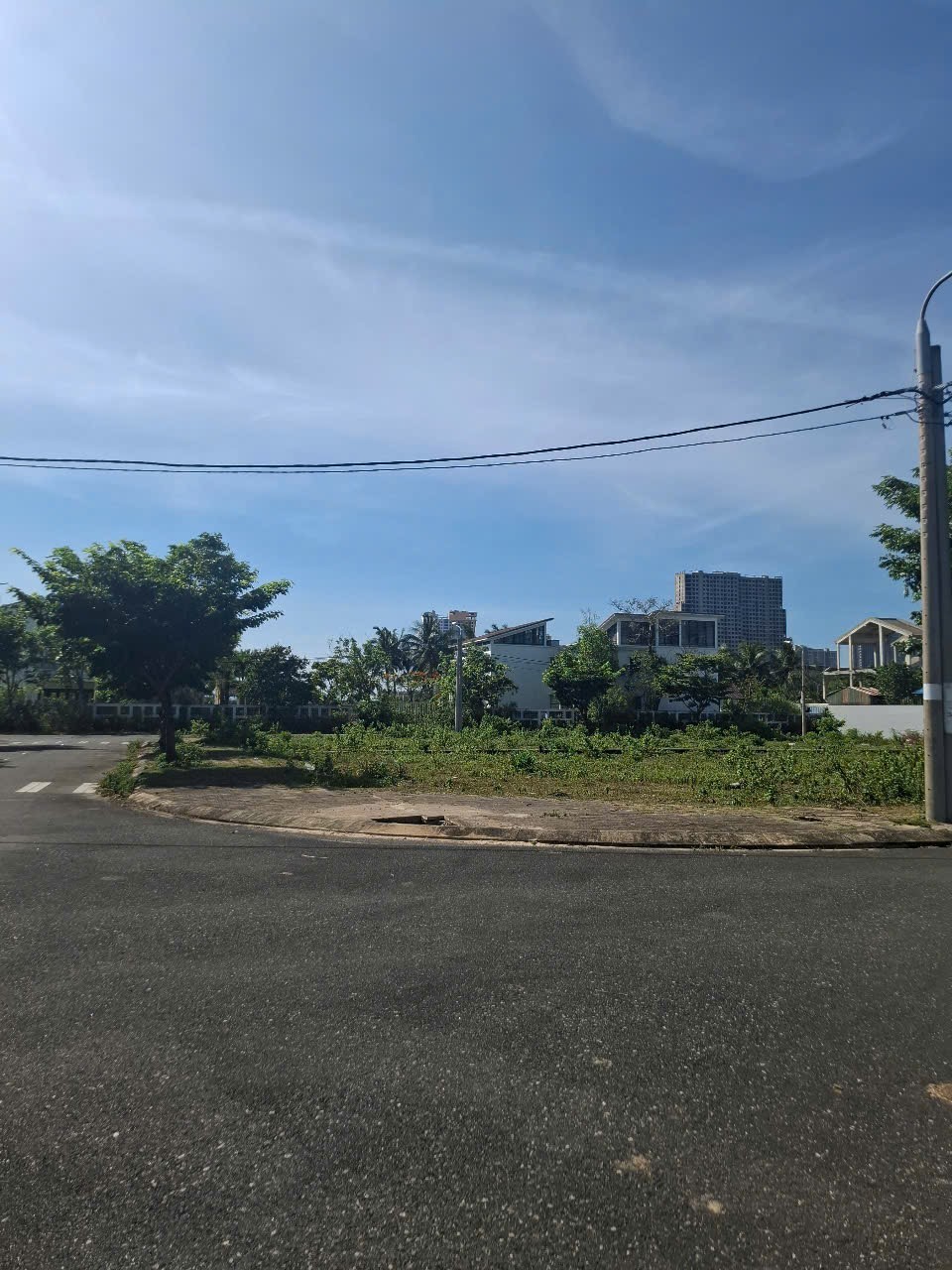 LÔ GÓC 2 MẶT TIỀN - VIEW HỒ - CÁCH BIỂN 1KM - GIÁ CHỈ 3,92 TỶ 2