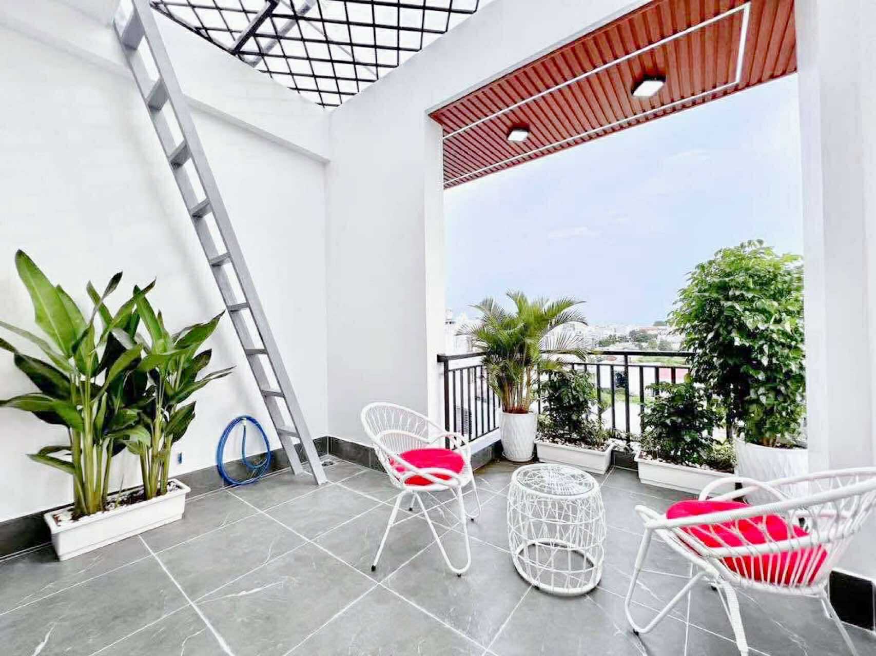 Nhà mới full nt 54m2-5tang Bùi Văn Ngữ Q12, đường 10m ,gần Ngã 3 Đông Quang, 7 tỷ nhỉnh 0932030061 5