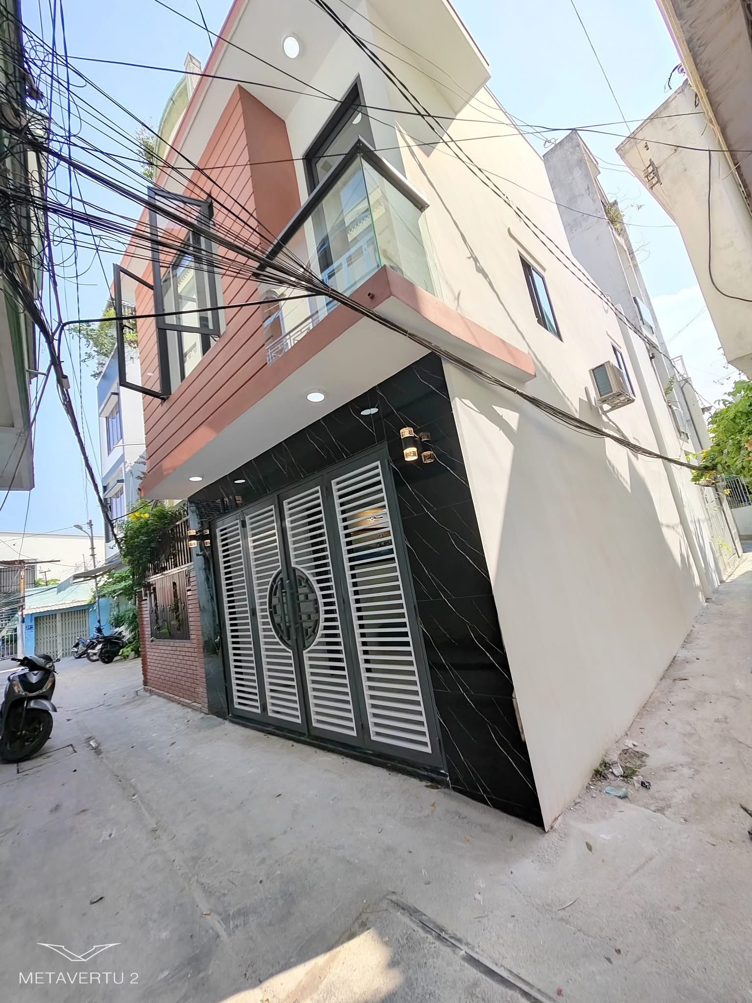 BÁN NHÀ MỚI TTTP CĂN GÓC 2 TẦNG TTTP HẺM Ô TÔ ĐƯỜNG QUỐC TUẤN P.NHA TRANG 4