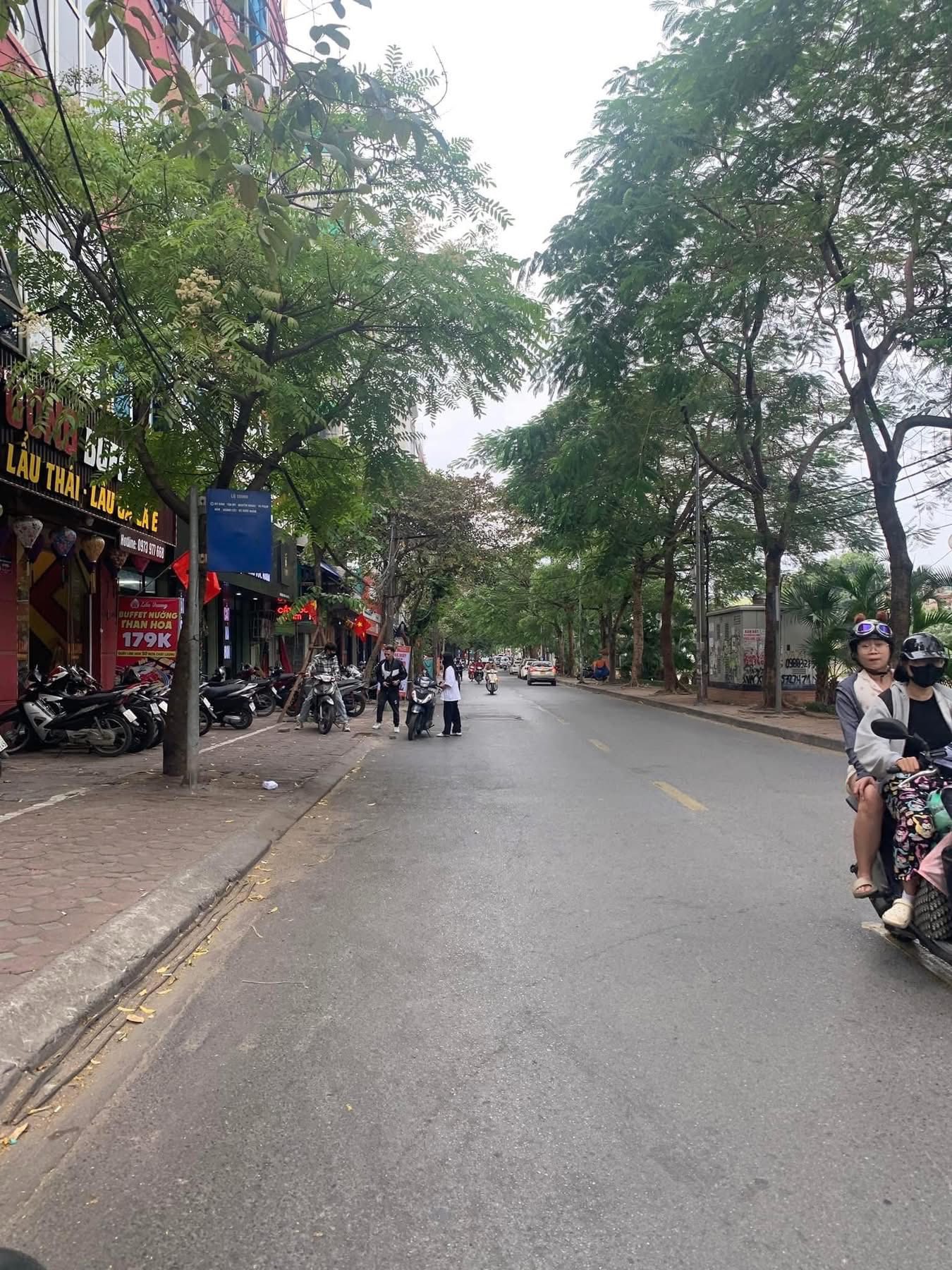 Bán nhà khu Trung Yên Cầu Giấy mặt tiền rộng hiếm có vị trí kinh doanh tốt giá hợp lý 2