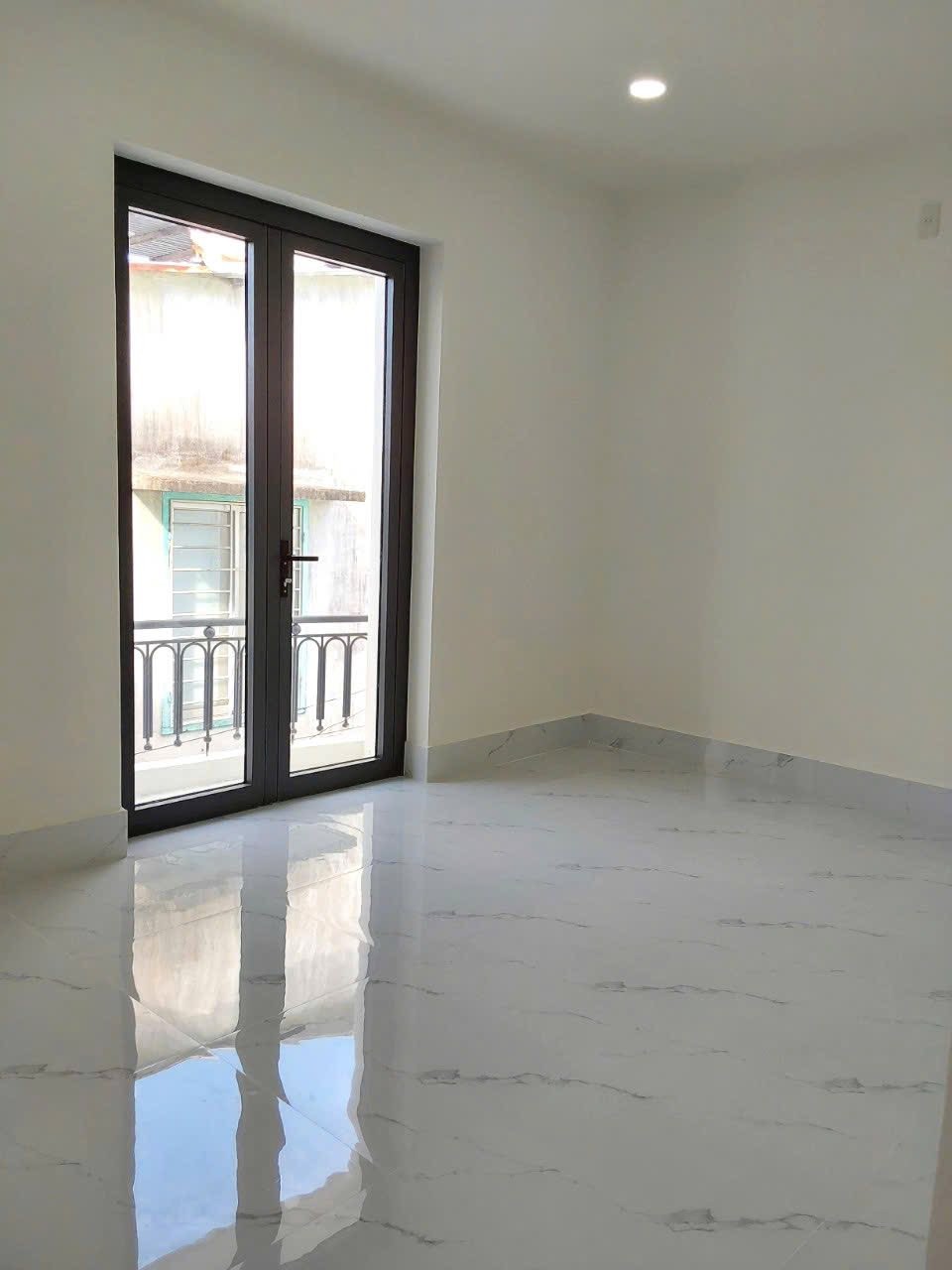 BÁN NHANH NHÀ 2 TẦNG TTTP HẺM PHAN ĐÌNH GIÓT PHƯƠNG SÀI 3TY090 4