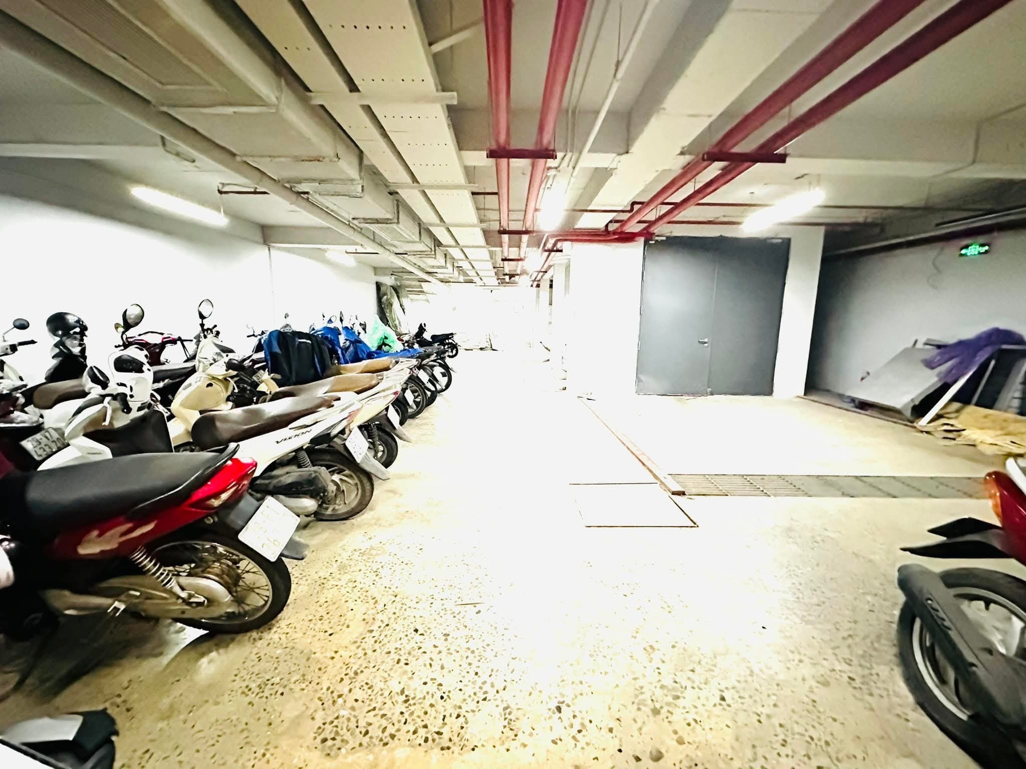 Mặt Tiền 15M Lạc Long Quân 300M2 8 Tầng Có Hầm , 2 Mặt Trước Sau 150 Tỷ Sát Hồ Tây 5