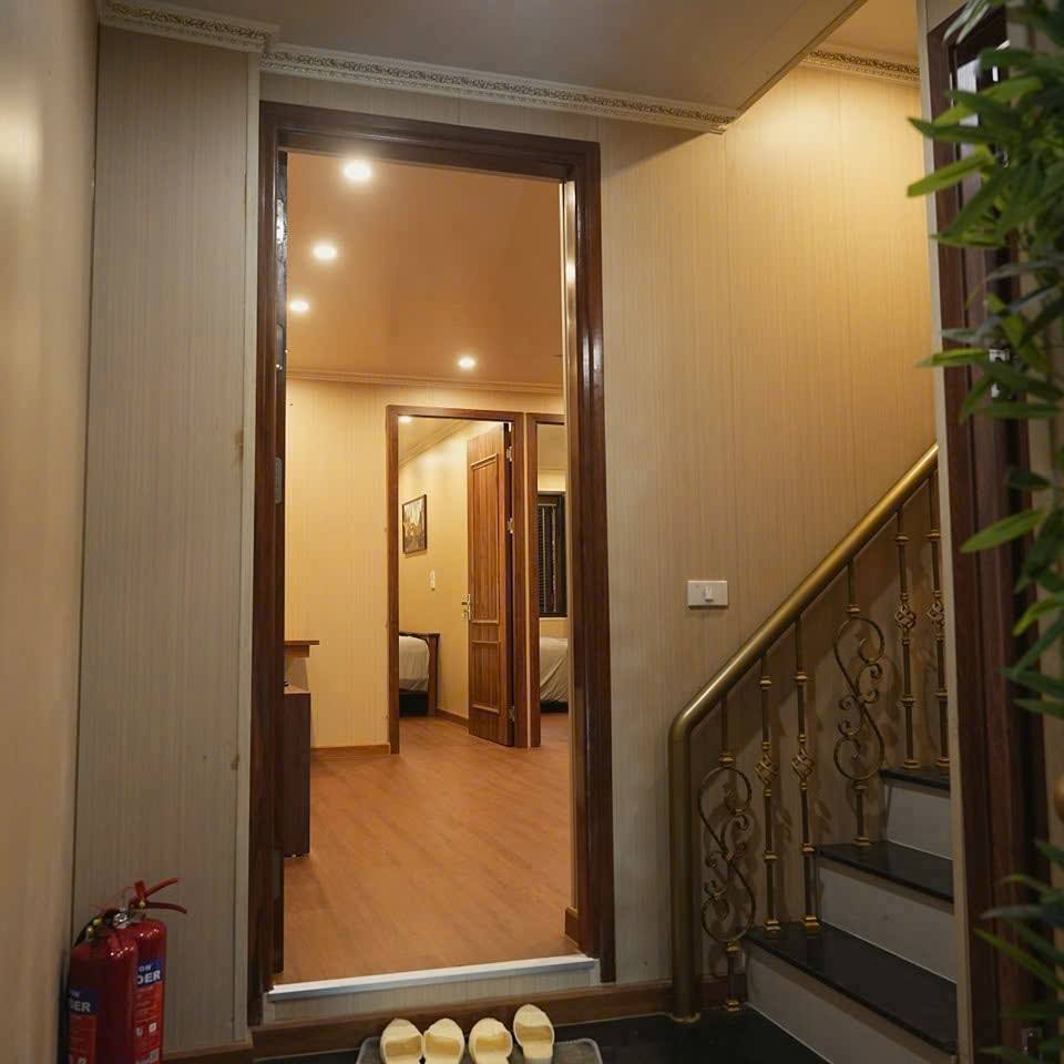 VỊ TRÍ HIẾM-PHỐ CỬA NAM QUẬN HOÀN KIẾM-107M 13xTỶ-NỘI THẤT XỊN-Ở NGAY-KINH DOANH-CHO THUÊ 6
