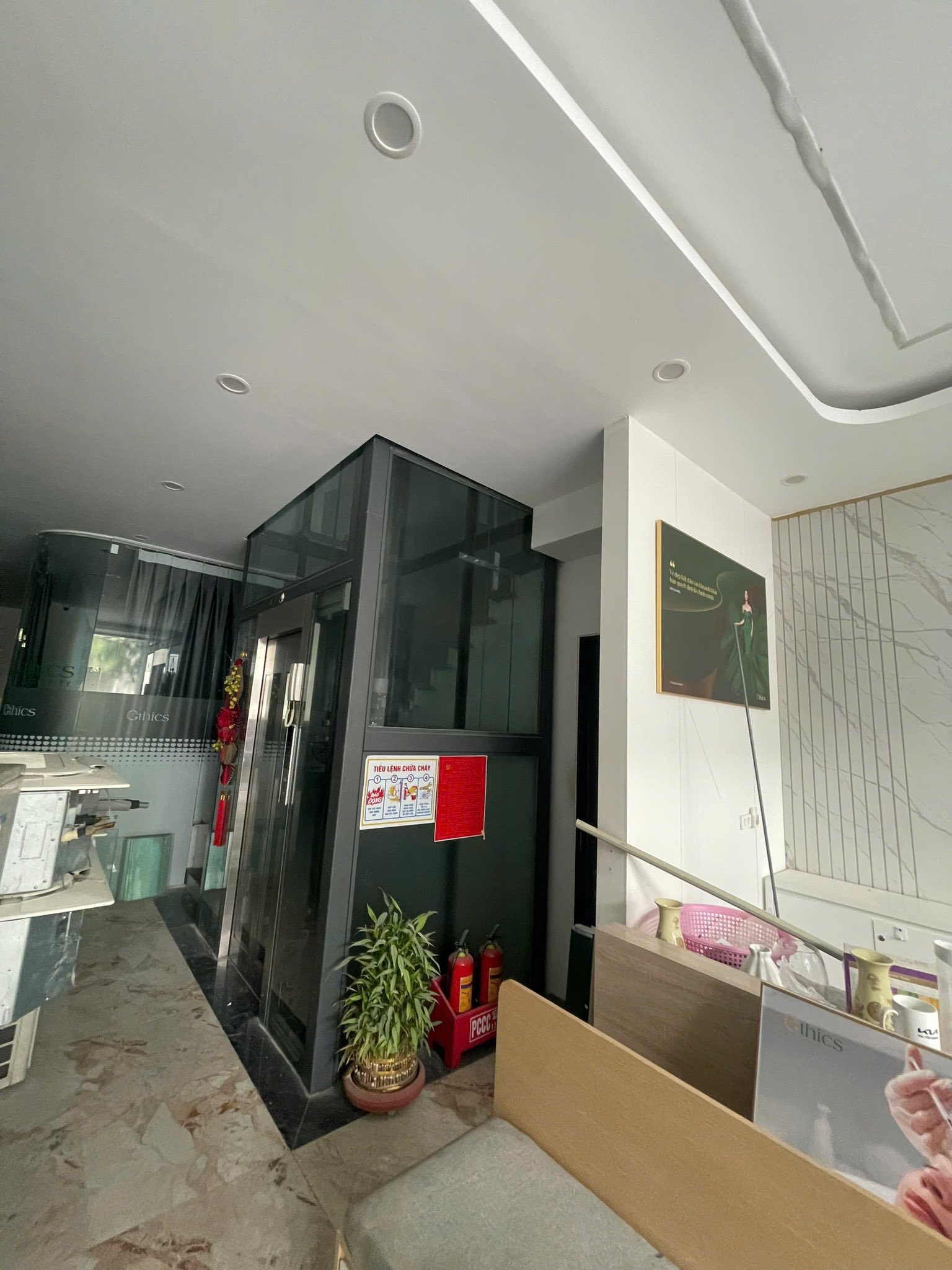 Mặt Phố Vincom Bà Triệu 7 Tầng Thang Máy Mặt Tiền 6.5M 79 Tỷ 1 Sổ 1 Chủ 5
