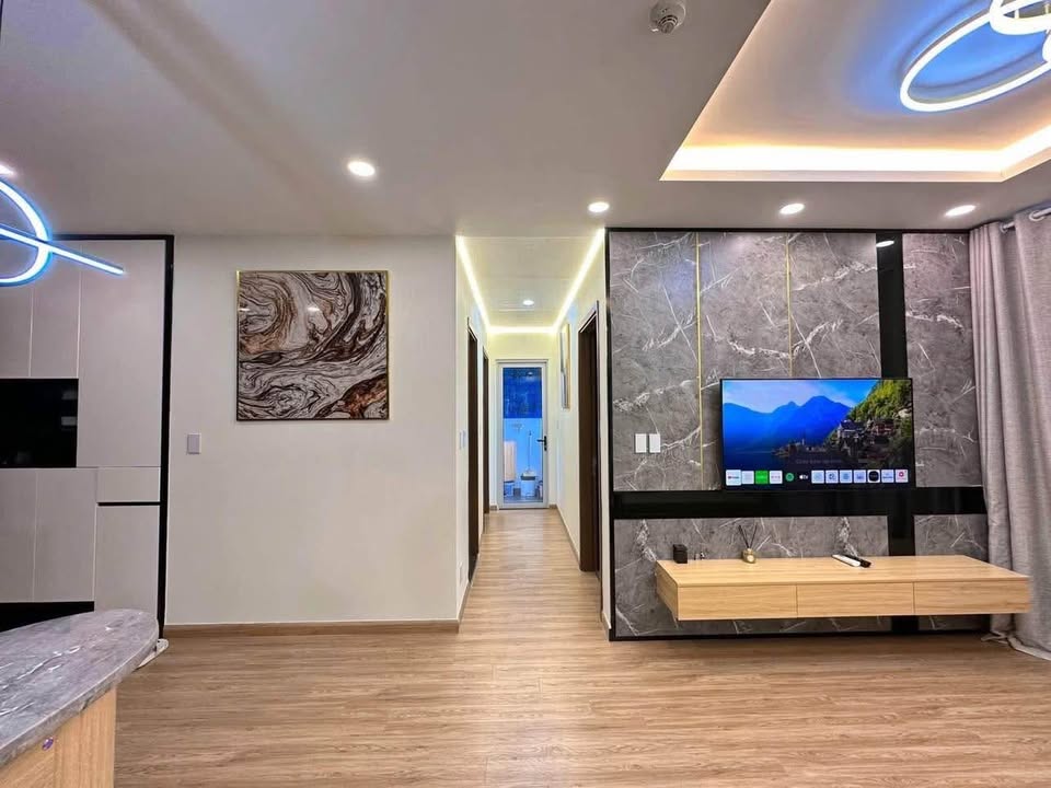Cần bán Căn hộ chung cư Phường Bãi Cháy, Hạ Long, Diện tích 35m², Giá 2.55 Tỷ 5