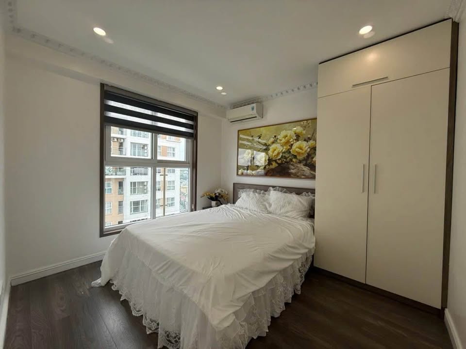 Cần bán Căn hộ chung cư Phường Bãi Cháy, Hạ Long, Diện tích 76m², Giá 2.45 Tỷ 8
