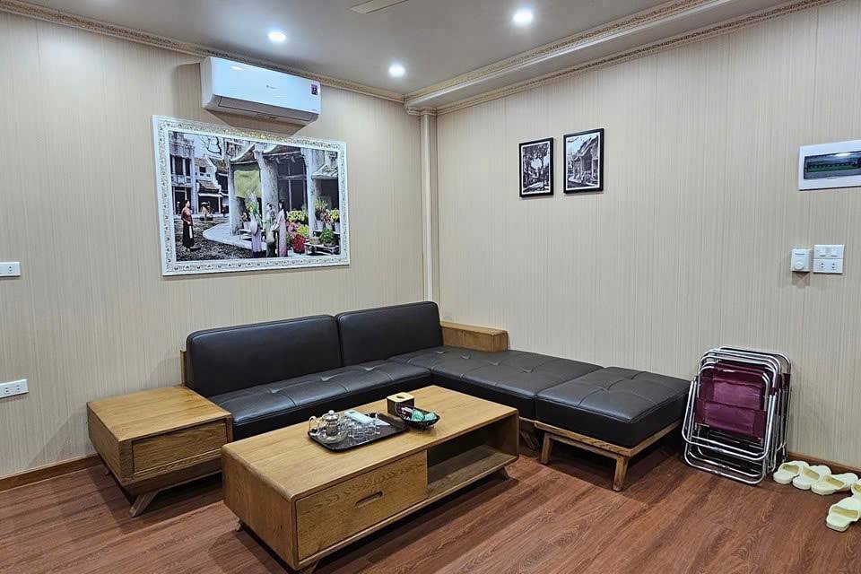 VỊ TRÍ HIẾM-PHỐ CỬA NAM QUẬN HOÀN KIẾM-107M 13xTỶ-NỘI THẤT XỊN-Ở NGAY-KINH DOANH-CHO THUÊ