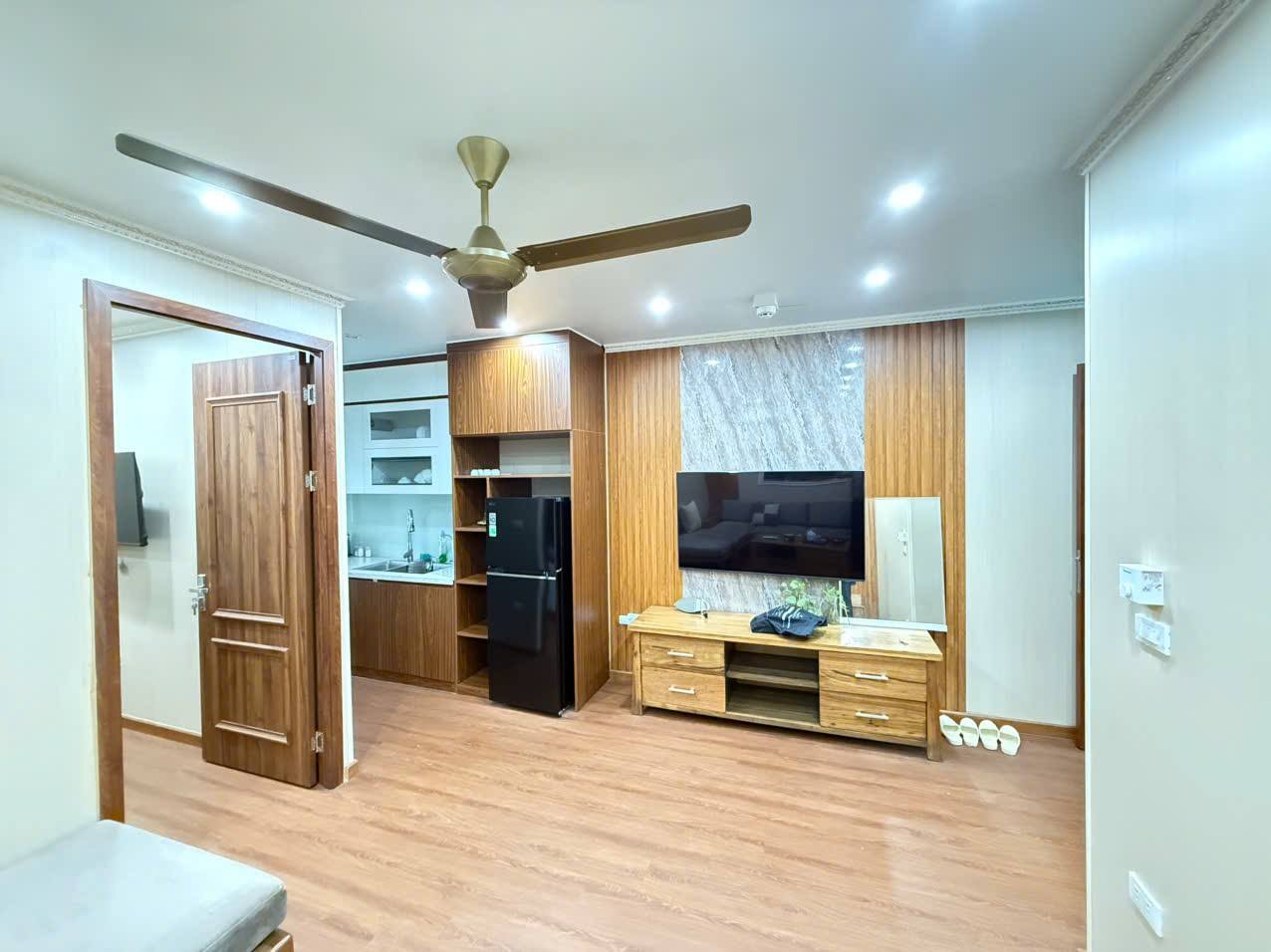 VỊ TRÍ HIẾM-PHỐ CỬA NAM QUẬN HOÀN KIẾM-107M 13xTỶ-NỘI THẤT XỊN-Ở NGAY-KINH DOANH-CHO THUÊ 3