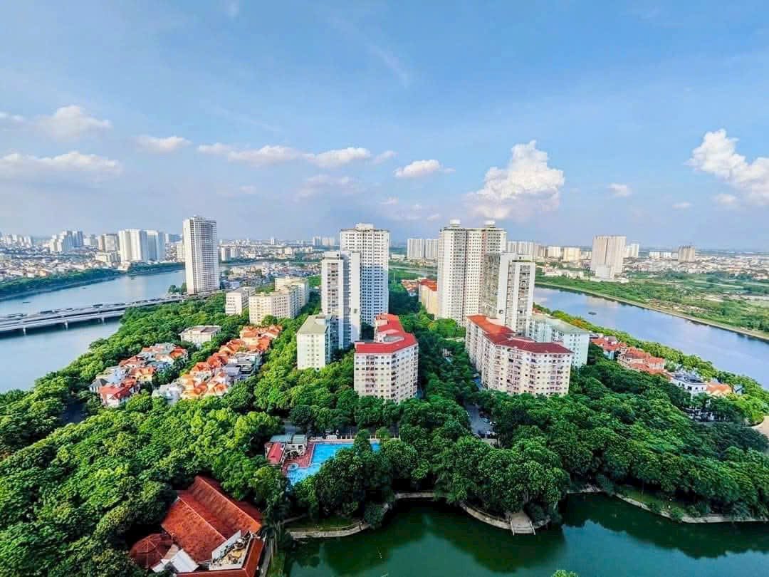 Bán Nhà Tại HH Linh Đàm- View Triệu Đô