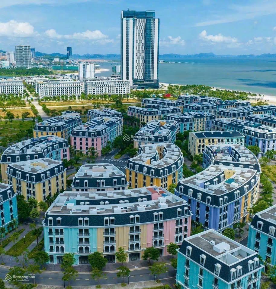 Cần bán Căn hộ chung cư Phường Bãi Cháy, Hạ Long, Diện tích 100m², Giá 10.5 Tỷ 5