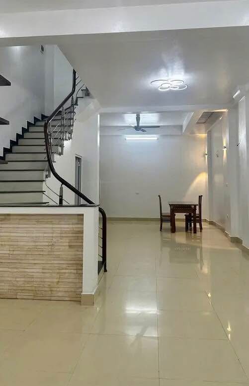 Nhà ở 4 tầng mặt tiền thoáng, Xuân Phương, Nam Từ Liêm. 3