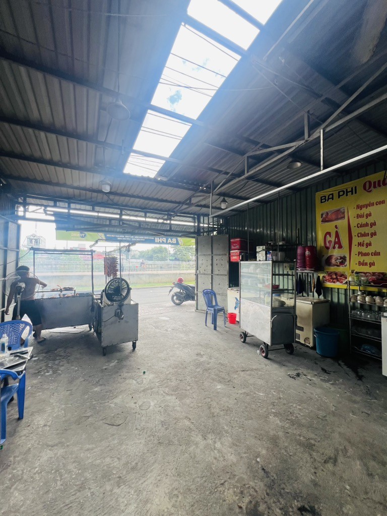 Bán nhà mặt tiền kinh doanh Phú Định 6x22, 134m2, chỉ 13 tỷ 2