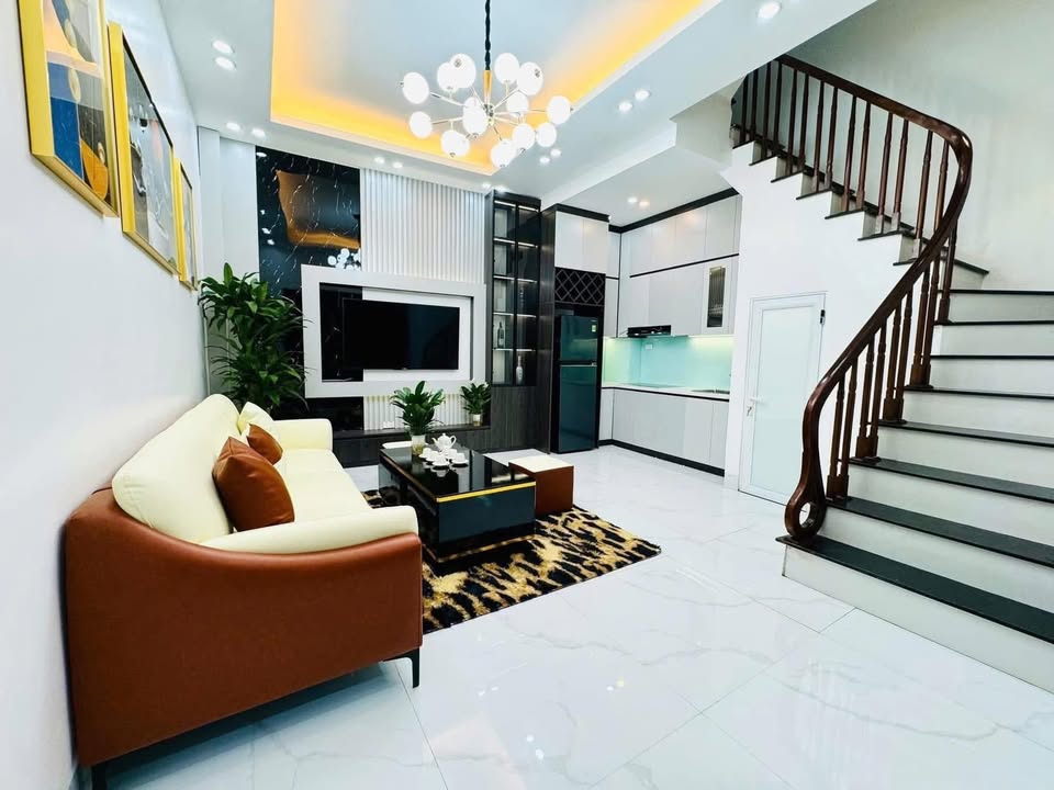 B.ÁN NHÀ SIÊU PHẨM TẠI THỦY KHUÊ – 5 TẦNG  – LÔ GÓC -  MẶT TIỀN RỘNG – CÁCH PHỐ CHỈ 10M 3