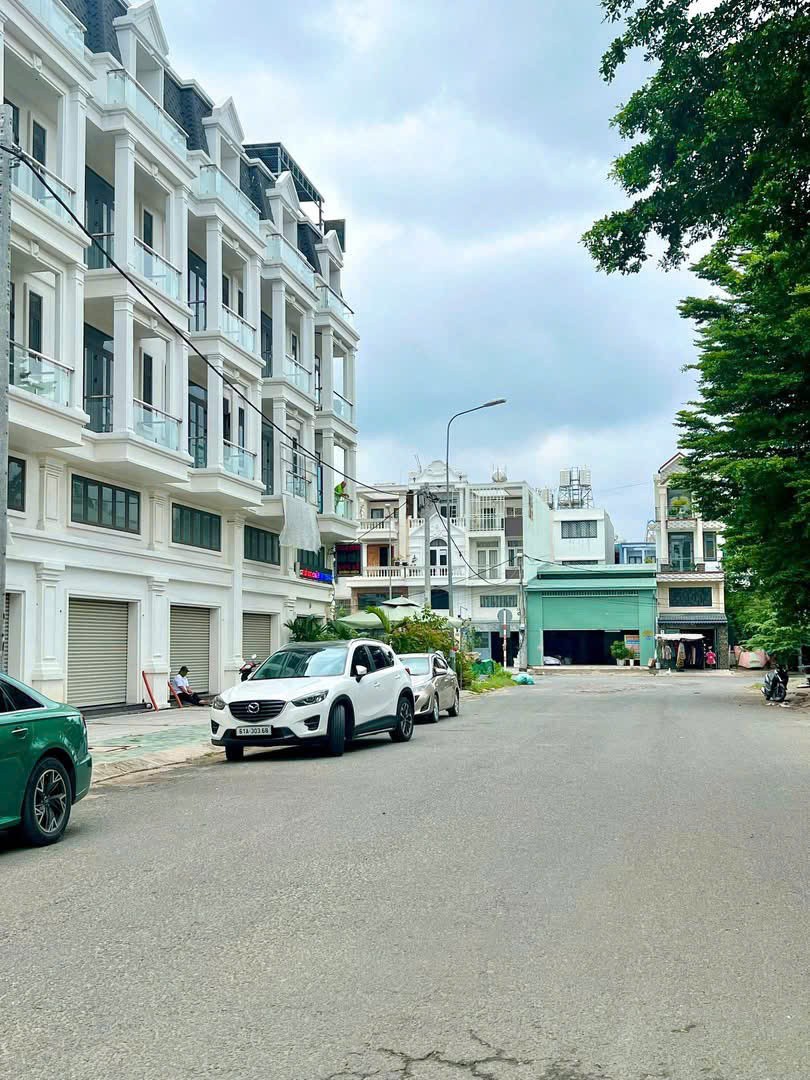 Cần bán shophouse đối diện chợ An Sương, Diện tích 340 - 450m², kinh doanh đa ngành 7