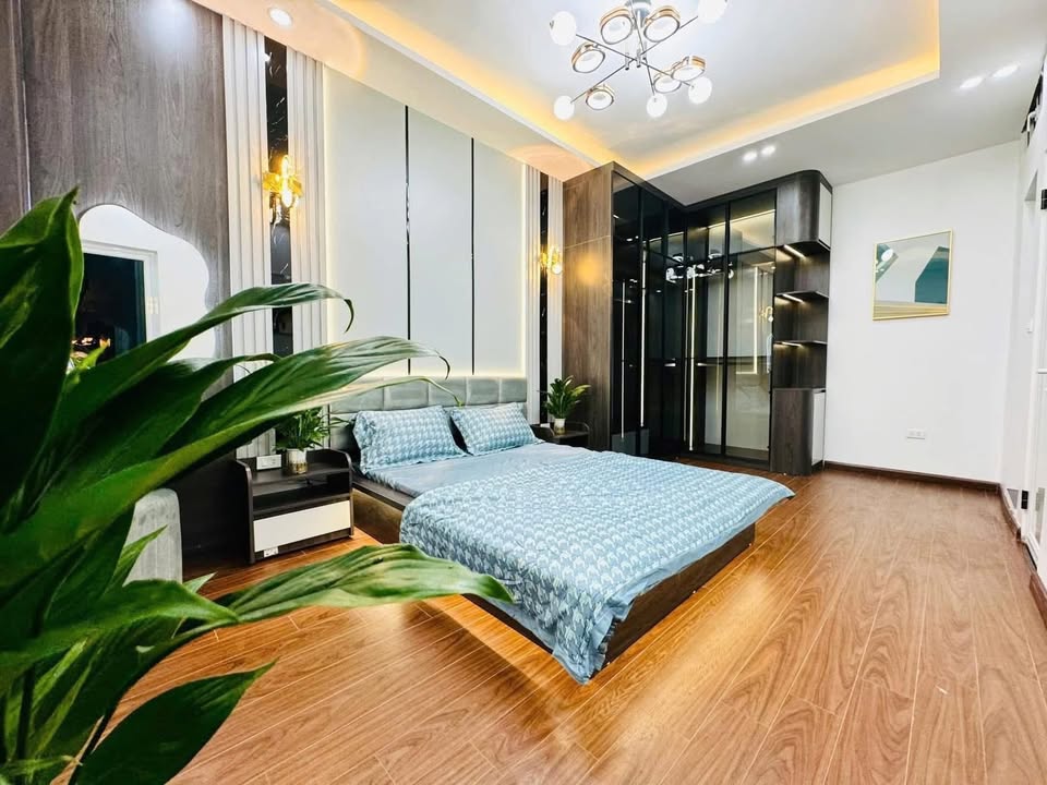 B.ÁN NHÀ SIÊU PHẨM TẠI THỦY KHUÊ – 5 TẦNG  – LÔ GÓC -  MẶT TIỀN RỘNG – CÁCH PHỐ CHỈ 10M 5