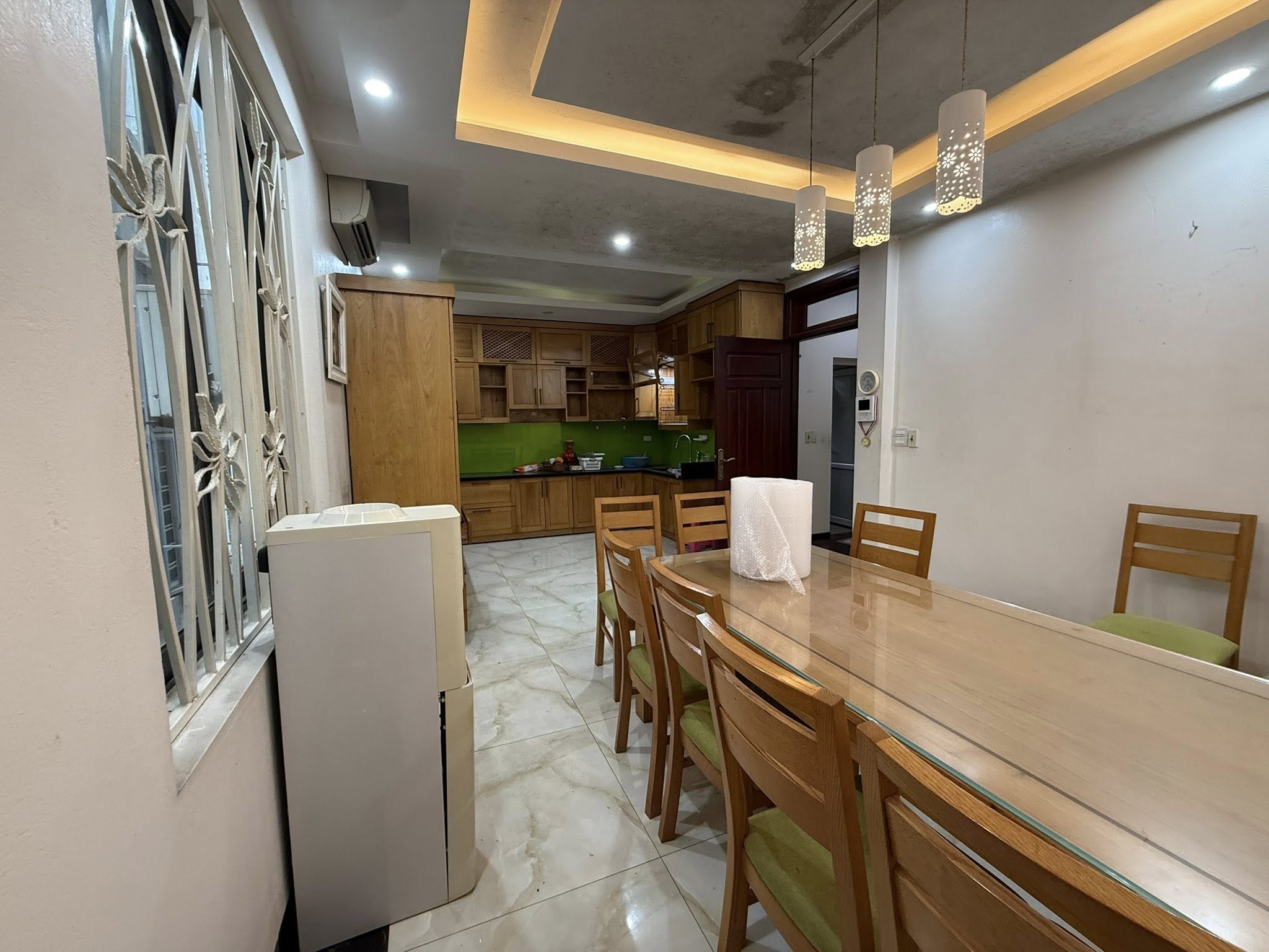 BIỆT THỰ SÂN VƯỜN-MẶT NGÕ ÔTÔ-GẦN HỒ-FULL NỘI THÂT-Ở NGAY-160M 5T 17xTỶ-BỒ ĐỀ LONG BIÊN 4