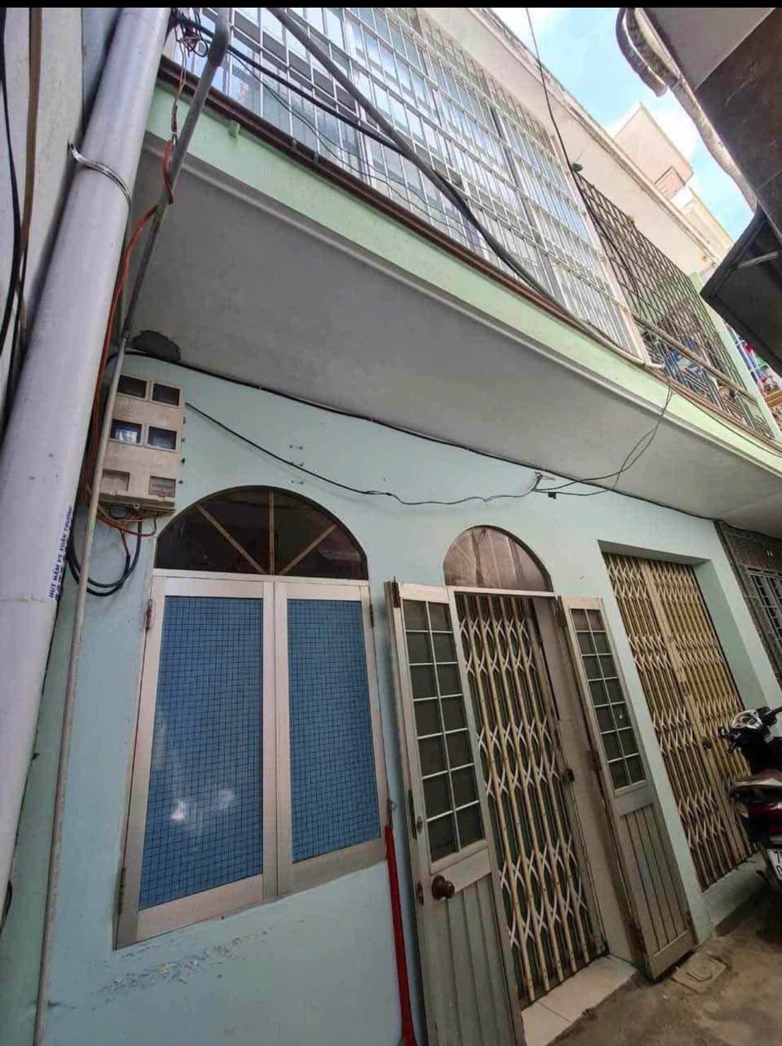 BÁN NHÀ 2 TẦNG TTTP HẺM HOÀNG VĂN THỤ - VẠN THẠNH