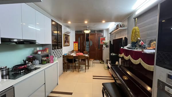 Nhà Nguyễn Thái Học - 60m², 5 Tầng, Giá 21.5 Tỷ  Ô TÔ Đỗ Cửa 10M Ra Phố 5