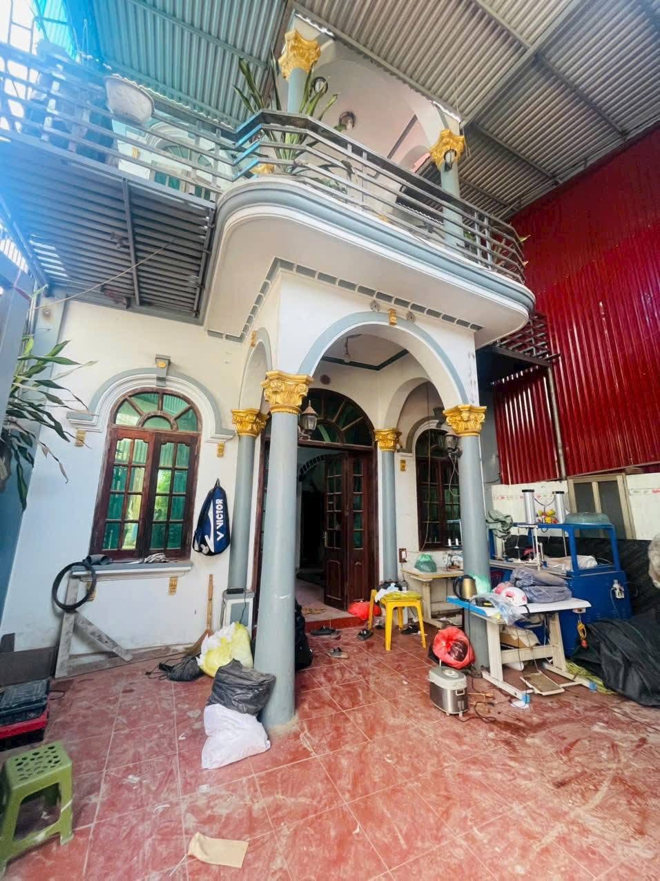 Bán nhà 2 tầng Hương - Mạc - Từ Sơn quanh 2 tỷ ô tô vào nhà