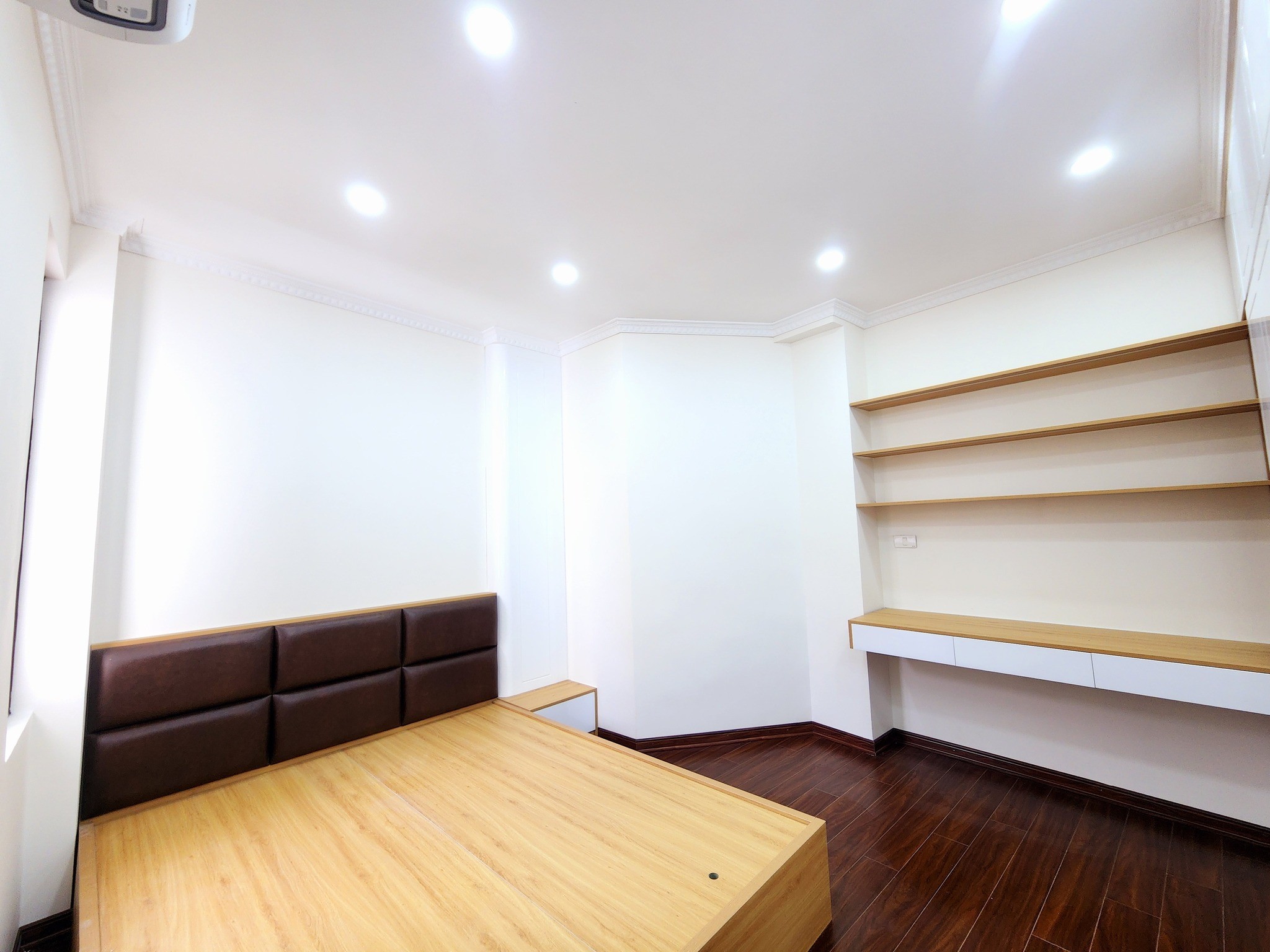 NHÀ TẠI BA ĐÌNH 50M2-6 TẦNG THANG MÁY- 4M MT- 12.5 TỶ 3