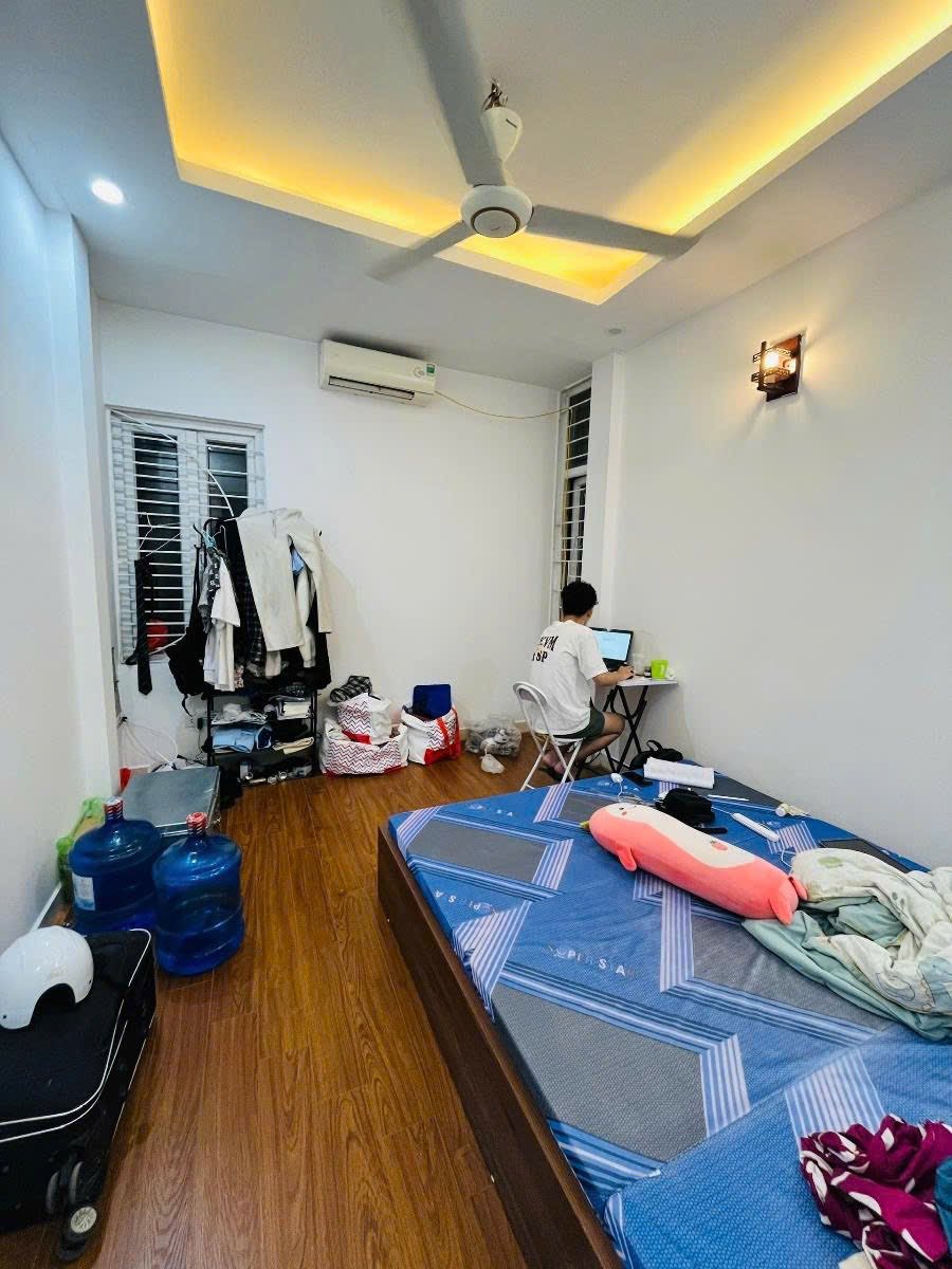 BÁN NHÀ HOÀNG HOA THÁM, 22M2 5 TẦNG, NGÕ THÔNG CHỈ 10M RA OTO 2