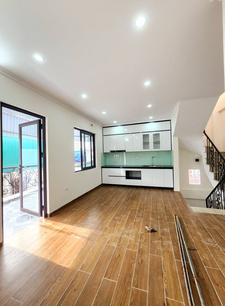 NHÀ TẠI BA ĐÌNH 50M2-6 TẦNG THANG MÁY- 4M MT- 12.5 TỶ 2